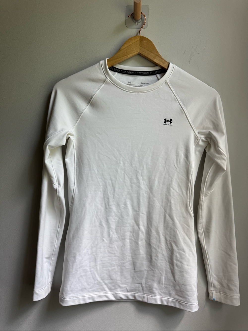 Under Armour White Womens Long-Sleeve Performance Top Size Small